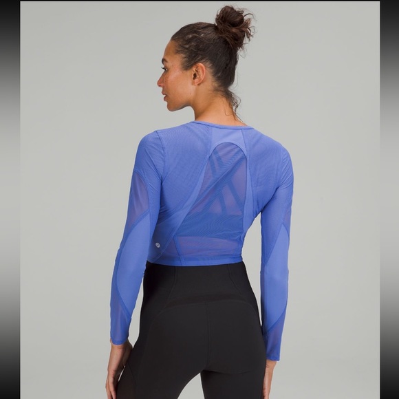 lululemon blue mesh long sleeve cropped workout top size 6 - Picture 3 of 5